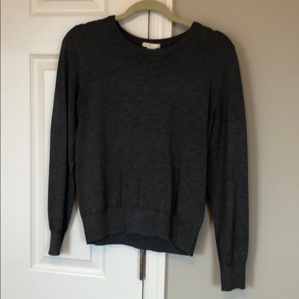 H&M Dark Gray Crew Neck Sweater Women’s Small Lightweight Knit Pullover